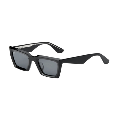 Balck/01 01