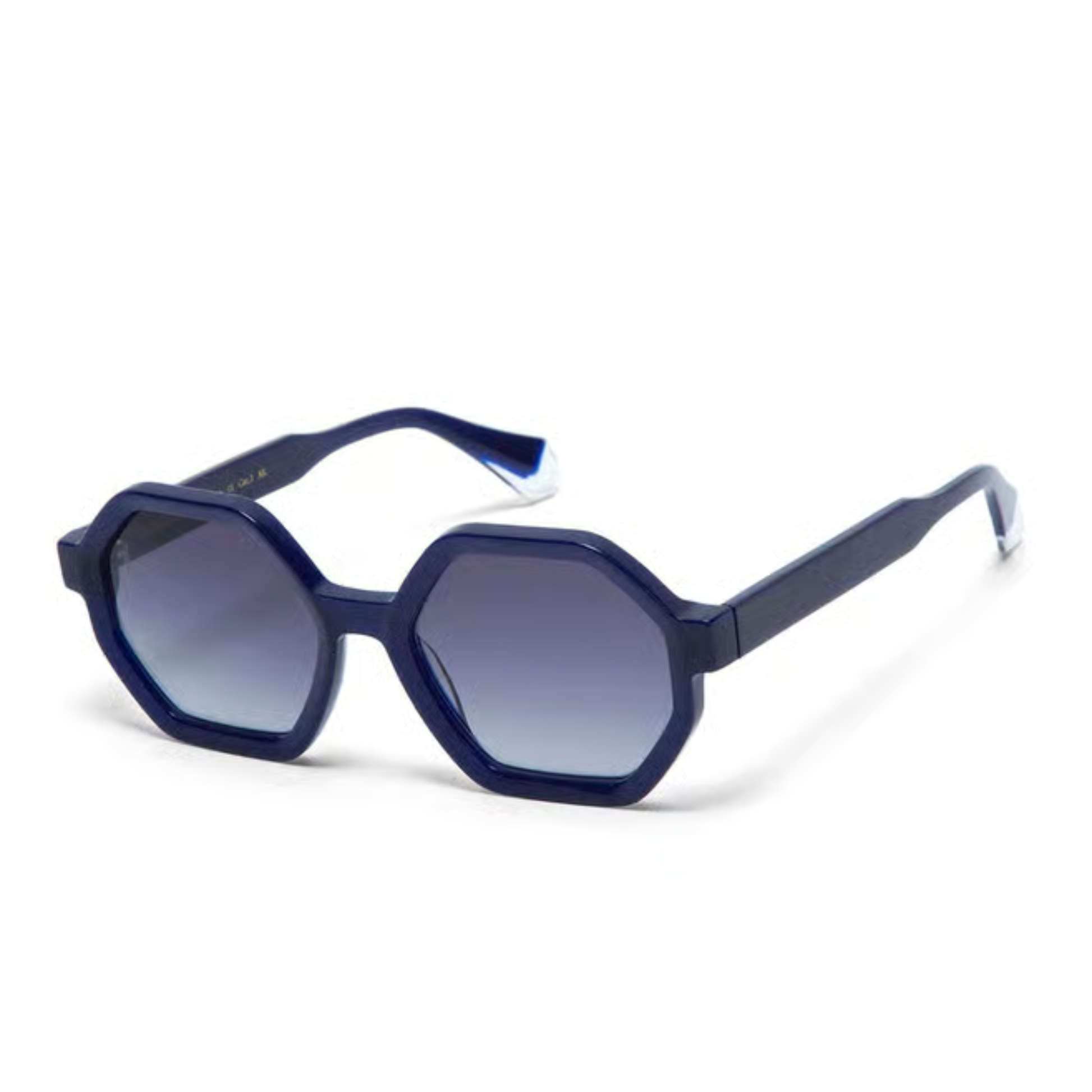 GIGI Studios GG6455 Shirley women's acetate sunglasses with a premium full-rim frame and UV-protective CR-39 lenses.Angle View 