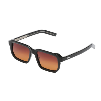 Komono_Nico_Grand_C1_Sunglasses_Angle_View