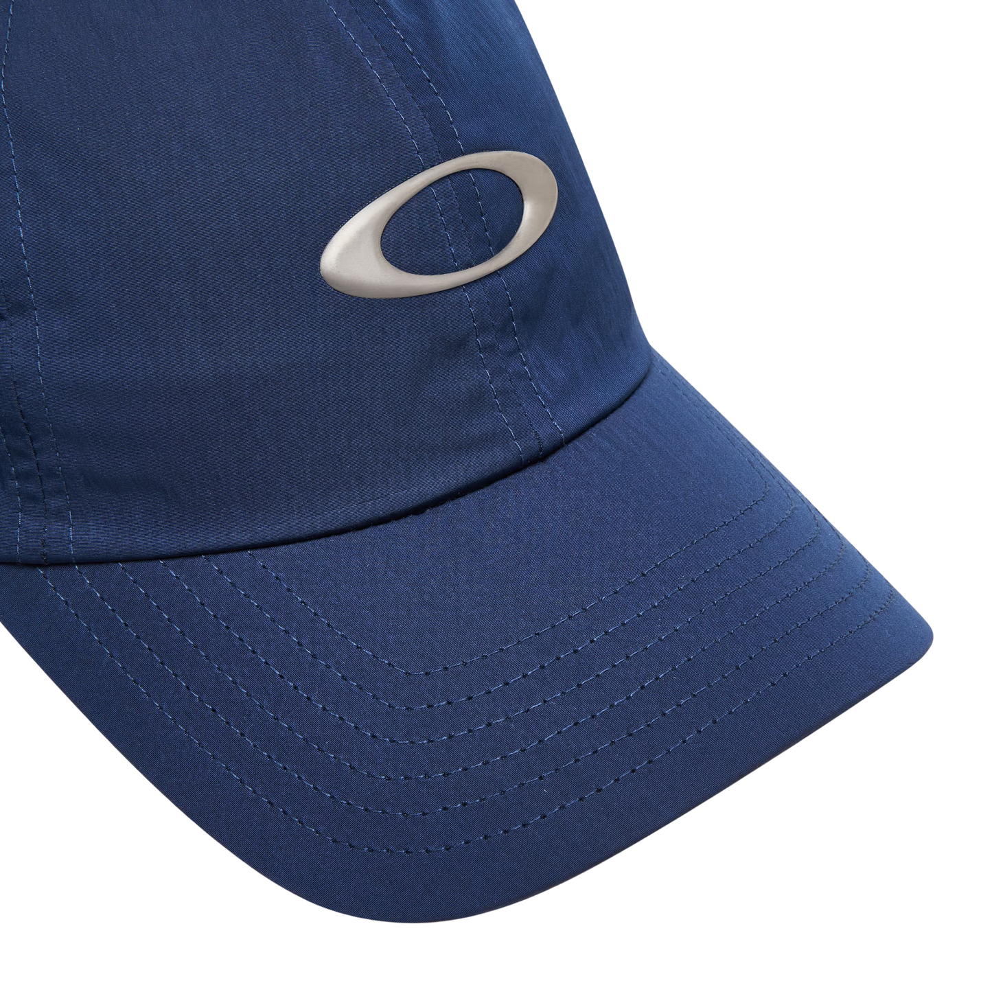 Oakley FOS901486 performance cap with lightweight breathable fabric, adjustable fit, and embroidered Oakley logo.