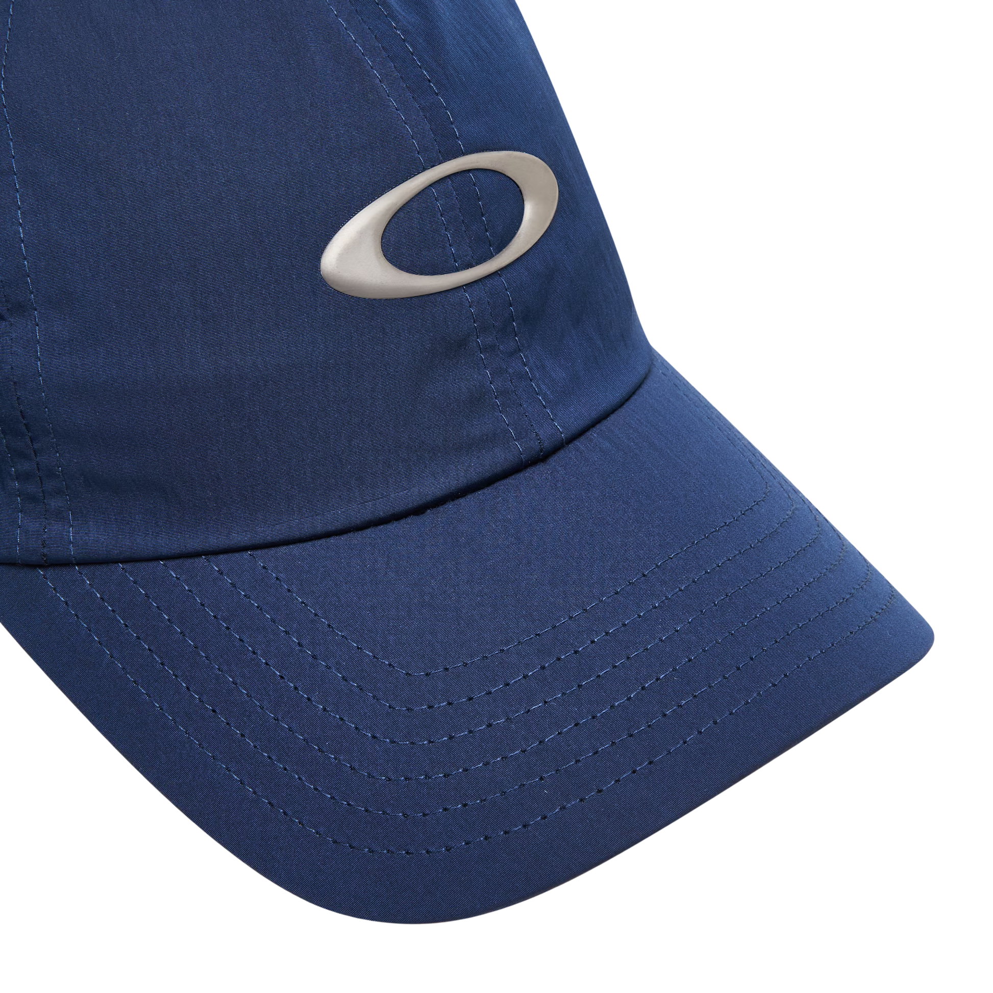 Oakley FOS901486 performance cap with lightweight breathable fabric, adjustable fit, and embroidered Oakley logo.