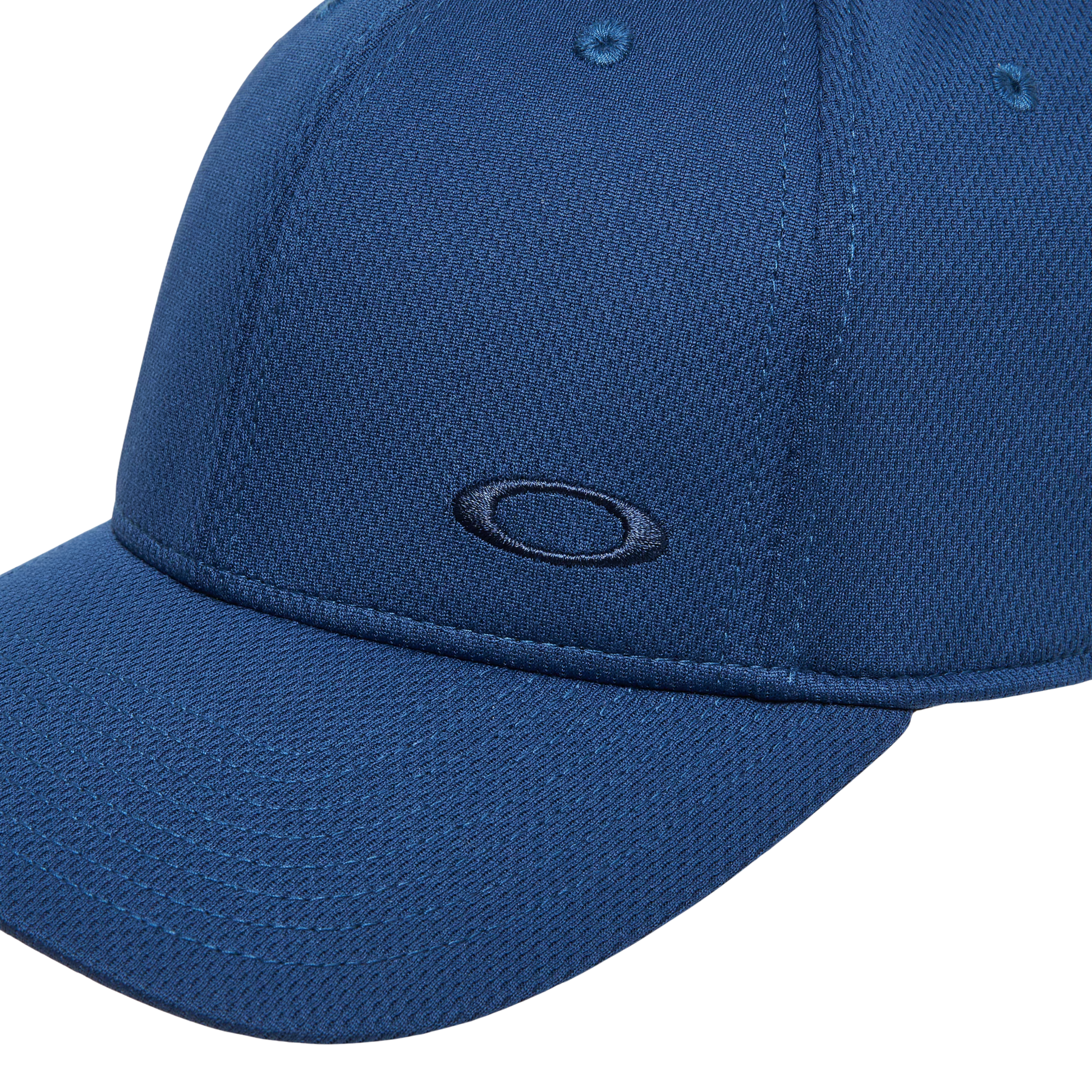 Oakley FOS901497 unisex performance cap with lightweight breathable fabric, adjustable fit, and embroidered Oakley logo.