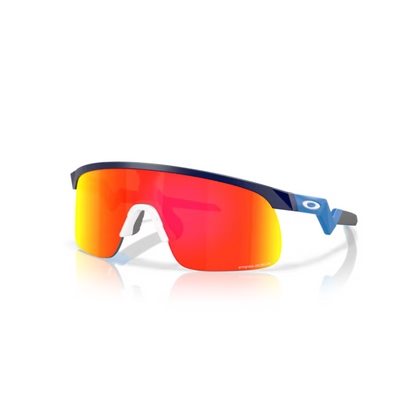  Oakley OJ9010 Resistor Youth Fit kids shield sunglasses with lightweight O Matter™ frame and high-wrap lens design.