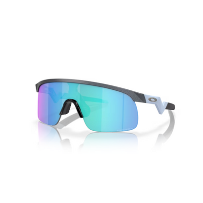 Oakley OJ9010 Resistor Youth Fit kids shield sunglasses with lightweight O Matter™ frame and high-wrap lens design.