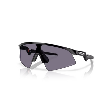 Oakley OJ9015 Resistor Sweep kids rectangle sunglasses with full-rim design and UV-protective lenses.