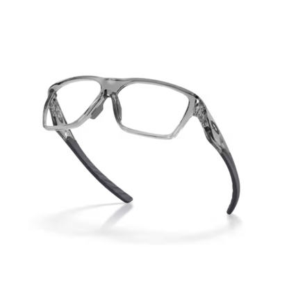 Oakley OO8201 Versafuse SQ square sunglasses featuring lightweight O Matter™ frame and High Definition Optics® lenses. Angle View