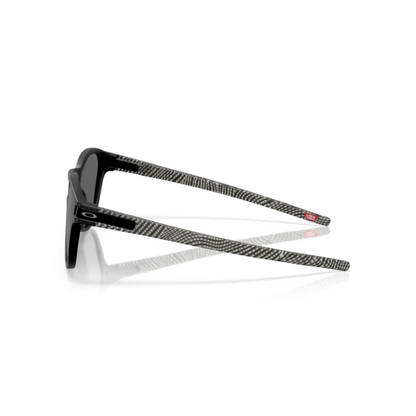 Oakley OO9265 MatteBlack74 Latch lifestyle sunglasses with lightweight O Matter frame and modern round-inspired styling.
