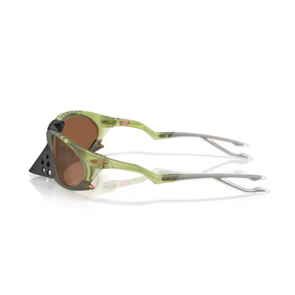 Oakley OO9437 Plantaris Rectangle sunglasses side view