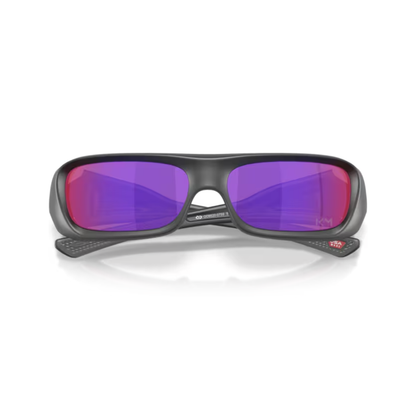 Oakley OO9520 Permian unisex O Matter rectangle sunglasses front view