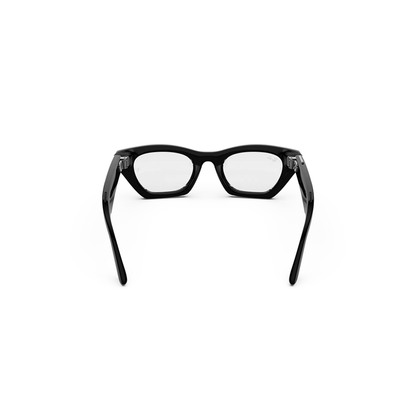 Ray-Ban Meta RW4015 womens injected cat-eye frame hinge and construction detail