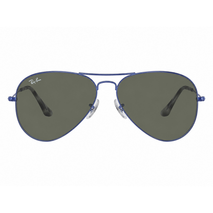 Ray-Ban RB3025 unisex Aviator sunglasses with full-rim metal frame and classic teardrop-shaped lenses.