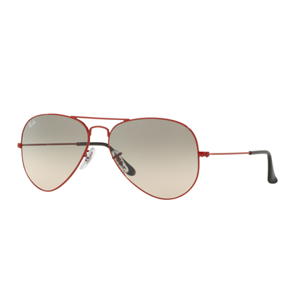 Ray-Ban RB3025I unisex aviator sunglasses with classic full-rim metal frame and signature Ray-Ban design.