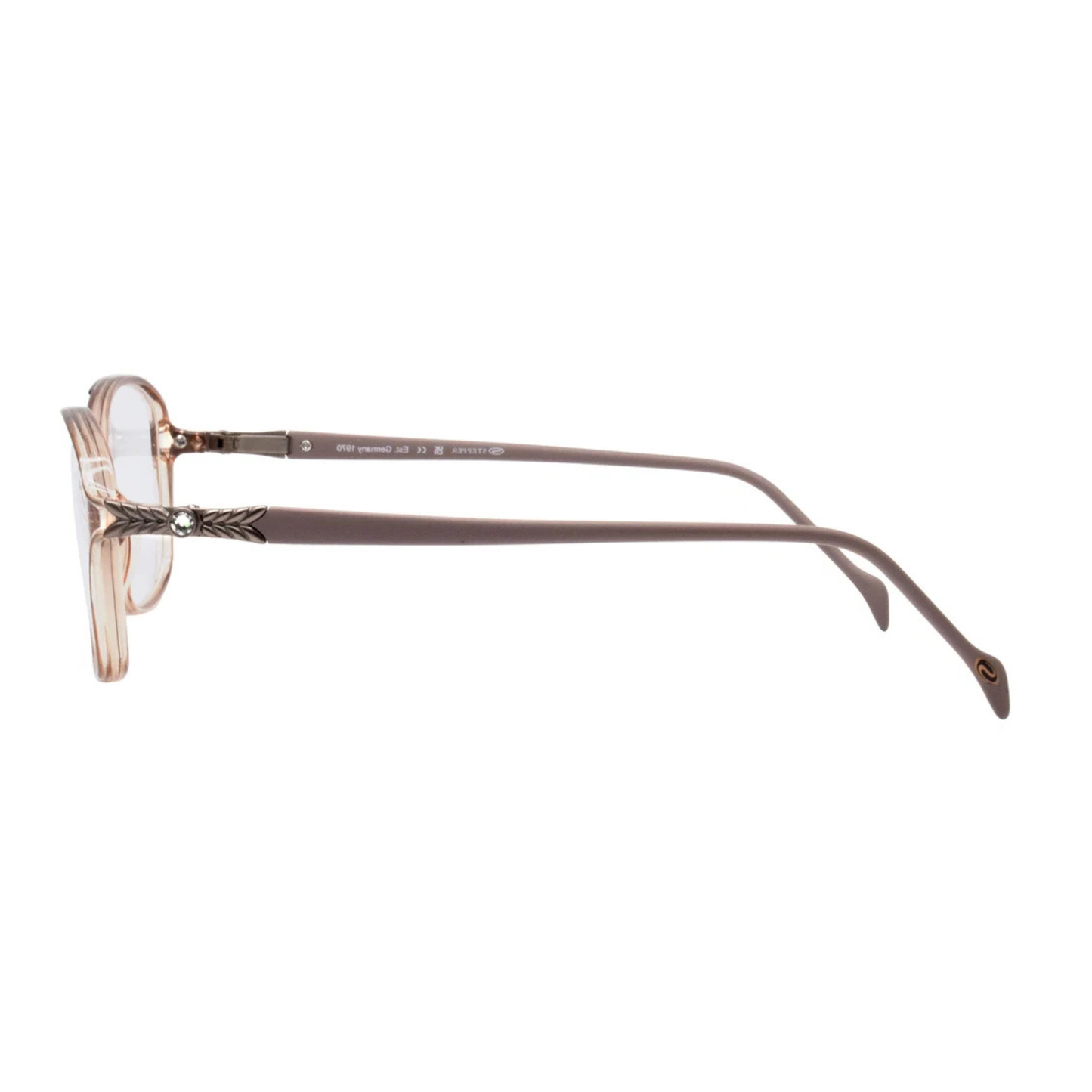 Stepper SI30151 women's cat-eye optical frame crafted from lightweight titanium with elegant designer styling.